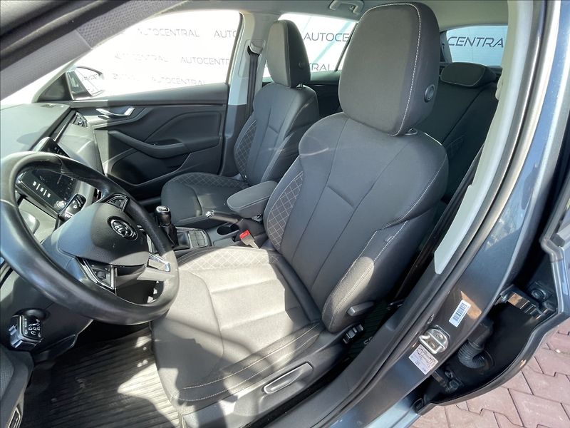 Škoda Scala 1,6 TDI  First Edition 85kw po - fotka 11 z 26
