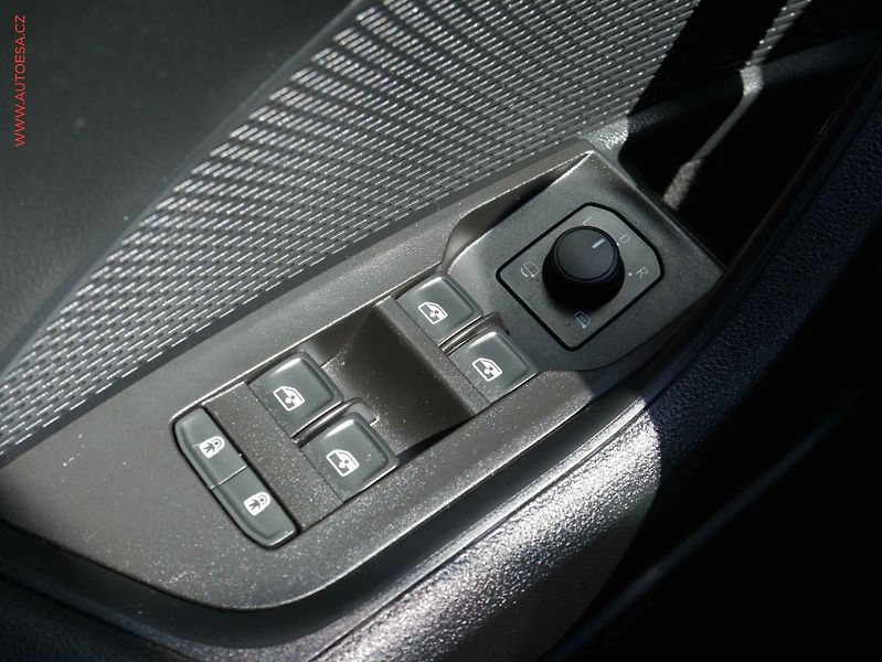 Škoda Octavia (2021) 1.5 TSi, Style, DSG, TZ - fotka 11 z 21