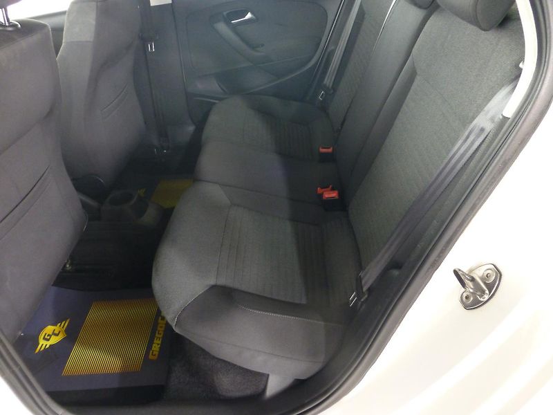 Volkswagen Polo (2011) 1,2TDI***KLIMA*NAVIGACE**5DV** - fotka 13 z 24