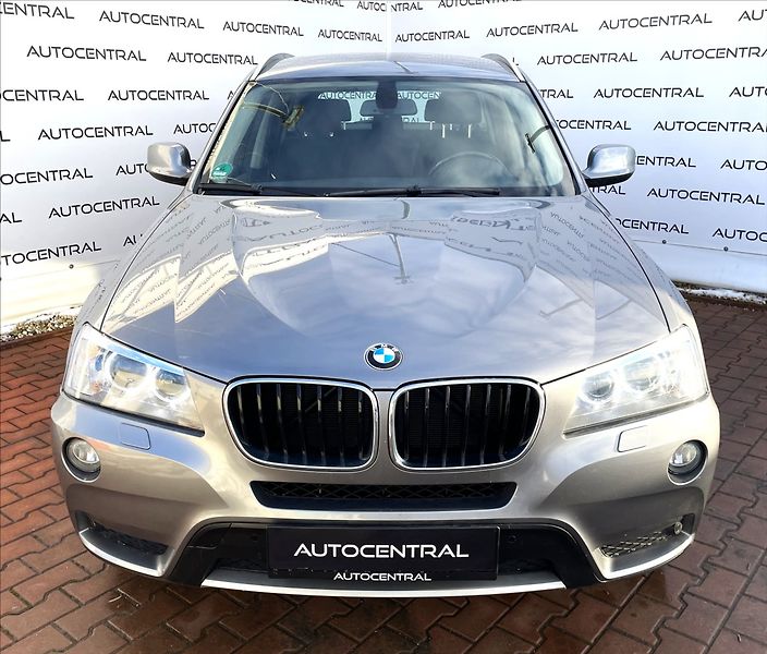 BMW X3 2,0 D XDrive,135kW,STK 1/28,se - fotka 2 z 24