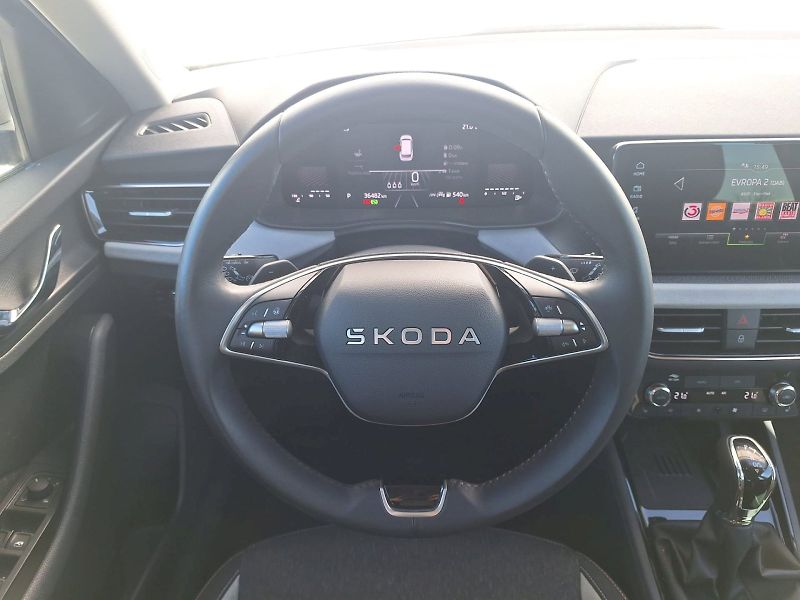 Škoda Kamiq (2025) 1.0 TSI / 85 kW / 7DSG / Top S - fotka 5 z 32