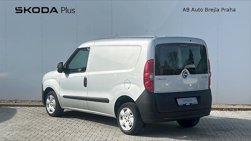 Opel Combo (2013) D VAN 1,3CDTi 66kW MP5 - fotka 8 z 22