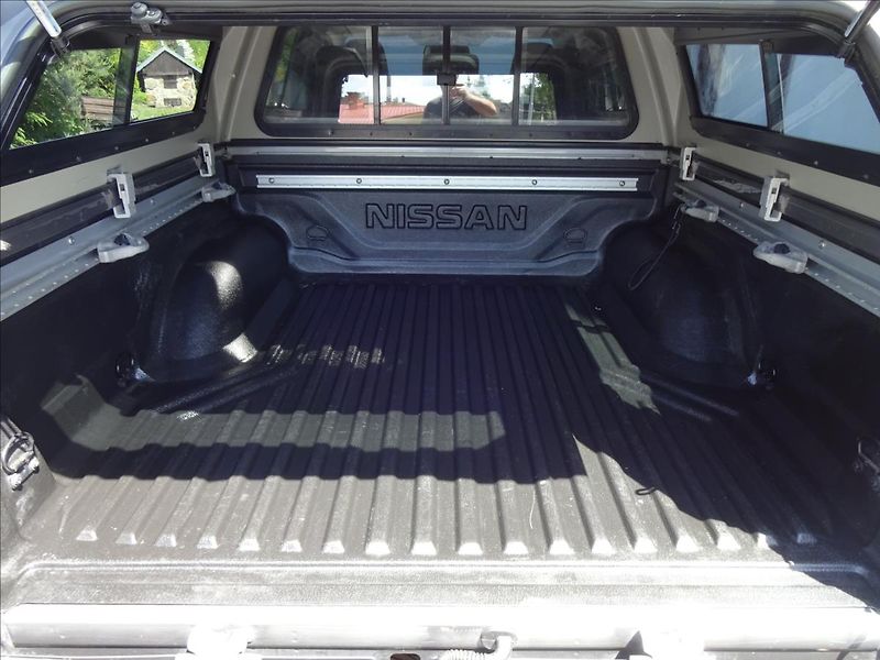Nissan Navara 2,3 dCi 140 kW 4x4 Automat - fotka 56 z 60