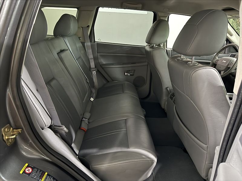 Jeep Grand Cherokee 3,0   CRDI KŮŽE VÝHŘEV TEMPO - fotka 23 z 26
