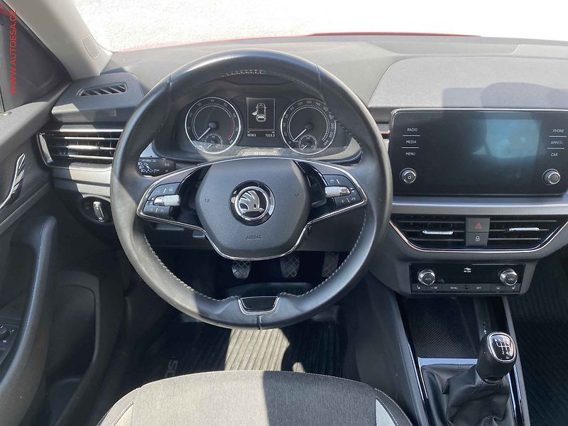 Škoda Scala (2023) 1.5 TSi, 1.maj,ČR, Style, LED - fotka 11 z 19