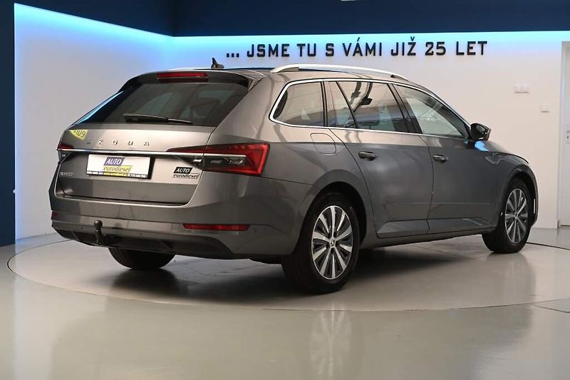 Škoda Superb (2022) 2.0 STYLE LED MATRIX DSG ACC T - fotka 5 z 39