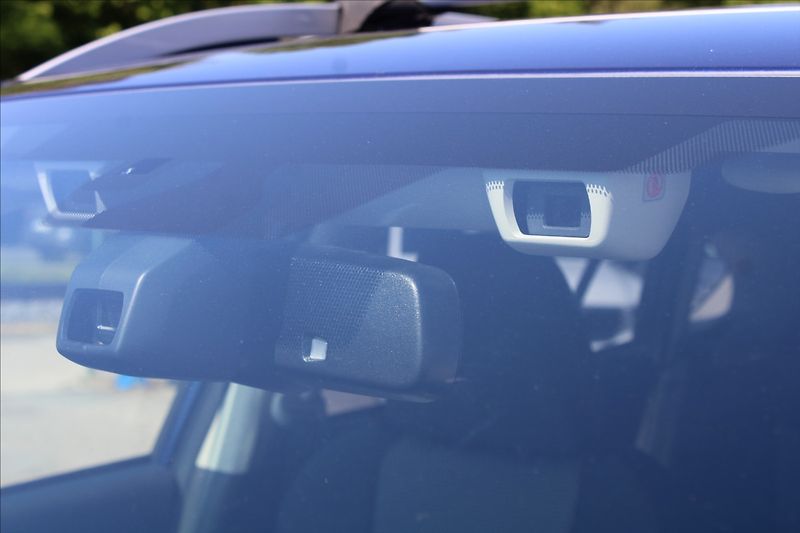 Subaru XV 1,6 i  1.MAJ,A/T,DPH,EXECUTIVE - fotka 22 z 28