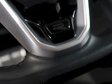 Volkswagen Touareg (2021) R-LINE 3.0TDI 170KW 4x4  TAŽNÉ - náhled 24