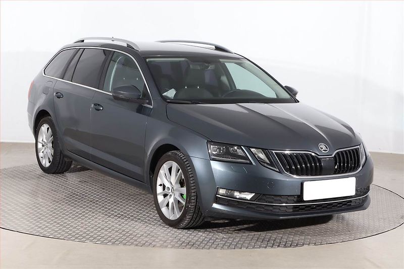 Škoda Octavia (2017) 1.6 TDI, Navi, Tempomat - fotografie inzerátu