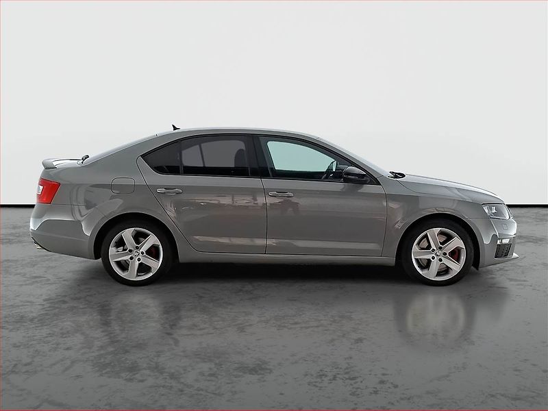 Škoda Octavia (2015) RS 2.0 TDI, Kůže, Bi-Xenony - fotka 6 z 18
