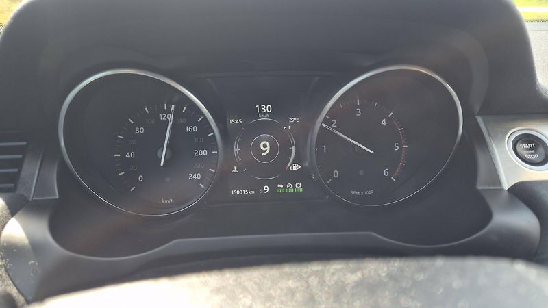 Land Rover Range Rover Evoque 2.0D 4X4 9.Kvalt AUT, DPH! TOP - fotka 20 z 29