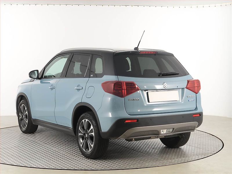 Suzuki Vitara (2023) Elegance 1.4 BoosterJet - fotka 4 z 18