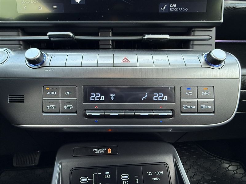Hyundai Kona 1,6 T-GDI 101kW DCT Style - fotka 16 z 27