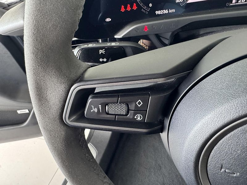 Porsche Taycan 4S Performance*Panorama*DPH - fotka 29 z 41