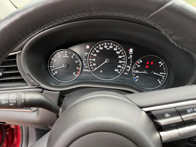 Mazda CX-30 Skyactiv - G 2.0i - fotka 27 z 28