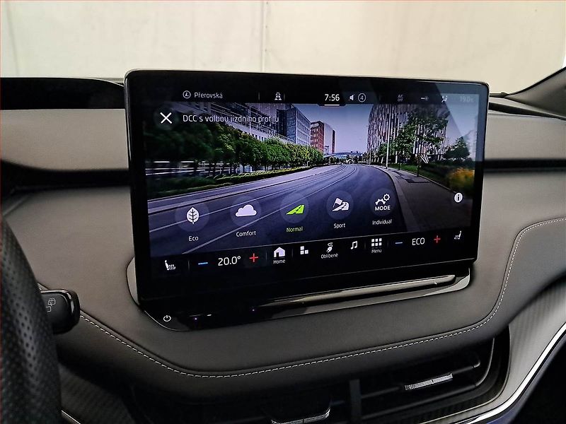 Škoda Enyaq (2023) Sportline iV 80 (82 kWh) - fotka 21 z 31