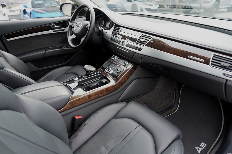 Audi A8 3.0 TFSI Quattro/Tiptr./290 PS - fotka 32 z 50