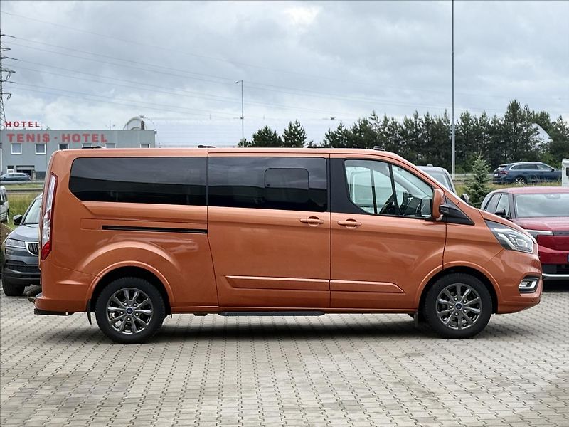 Ford Tourneo Custom 2,0 EcoBlue 136 kW Titanium X - fotka 6 z 25