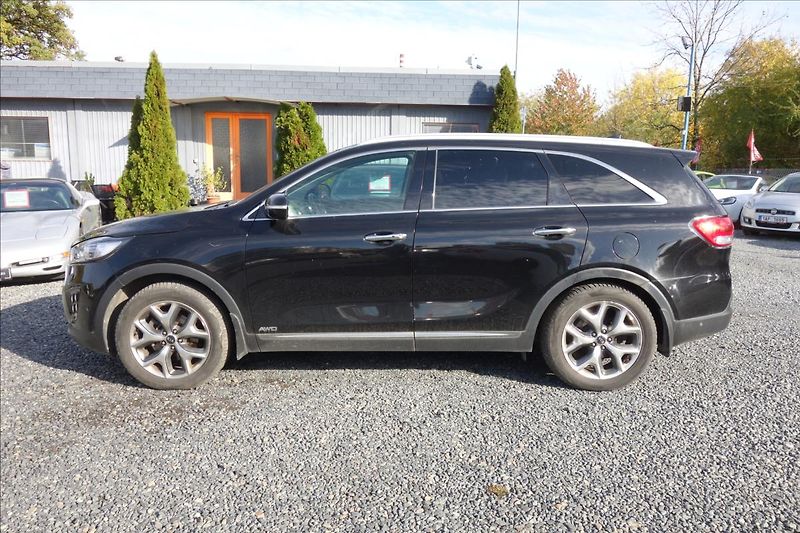 Kia Sorento 2,2 CRDi 147KW,ČR,AWD,7 MÍST. - fotka 3 z 5