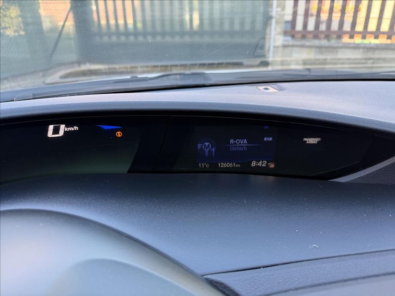 Honda Civic 1,8 i-VTEC COMFORT - fotka 15 z 20