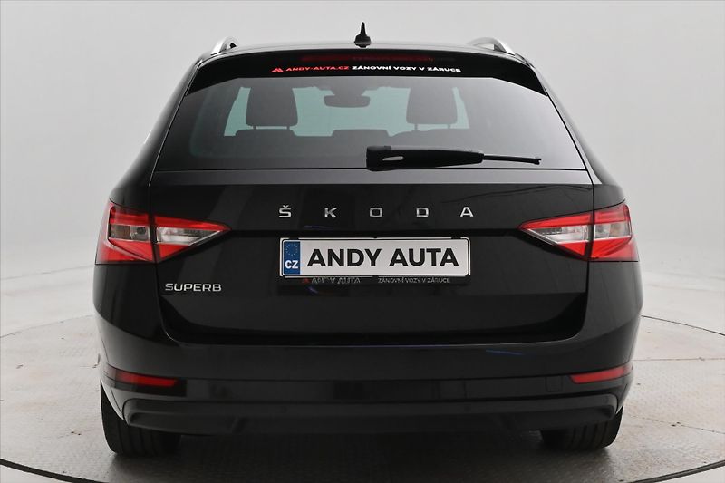 Škoda Superb 2,0 TDI 110kW Style DSG Záruka - fotka 6 z 31
