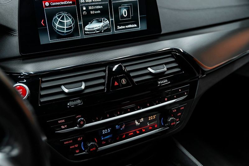 BMW M5 - fotka 9 z 27