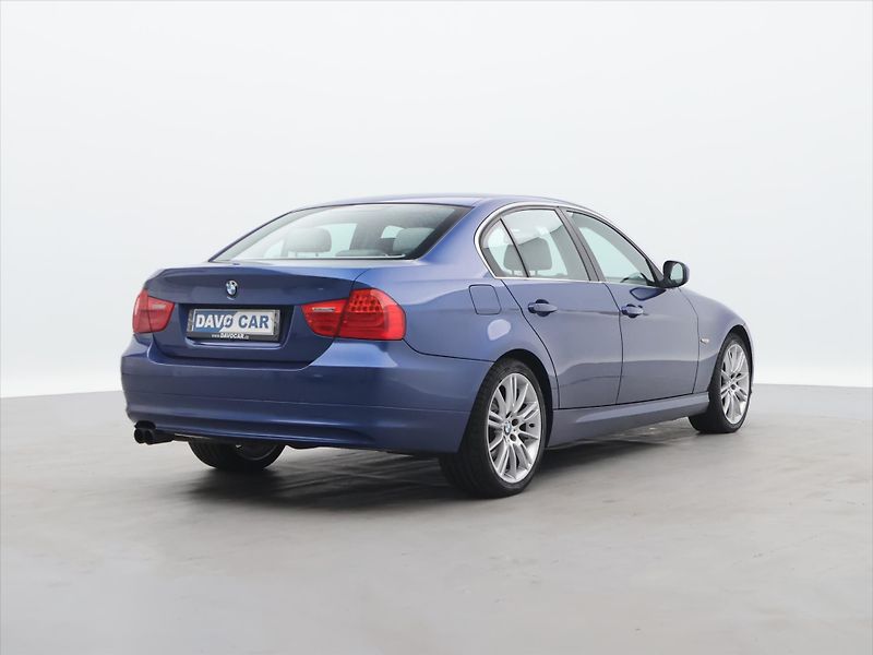 BMW Řada 3 3.0 325i 160kW Aut.klima - fotka 7 z 25