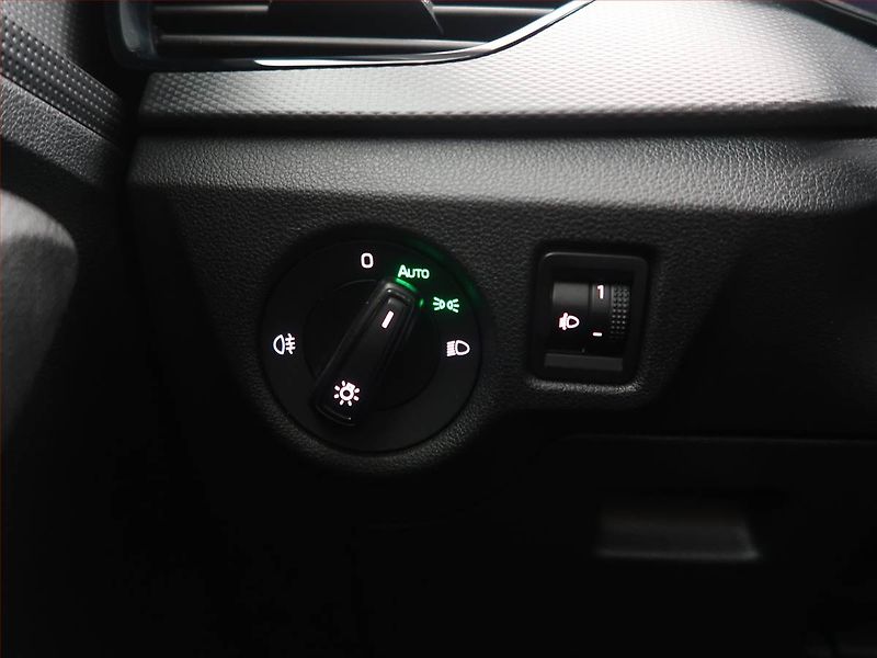 Škoda Kamiq (2024) Ambition 1.0 TSI, Serv.kniha - fotka 17 z 24