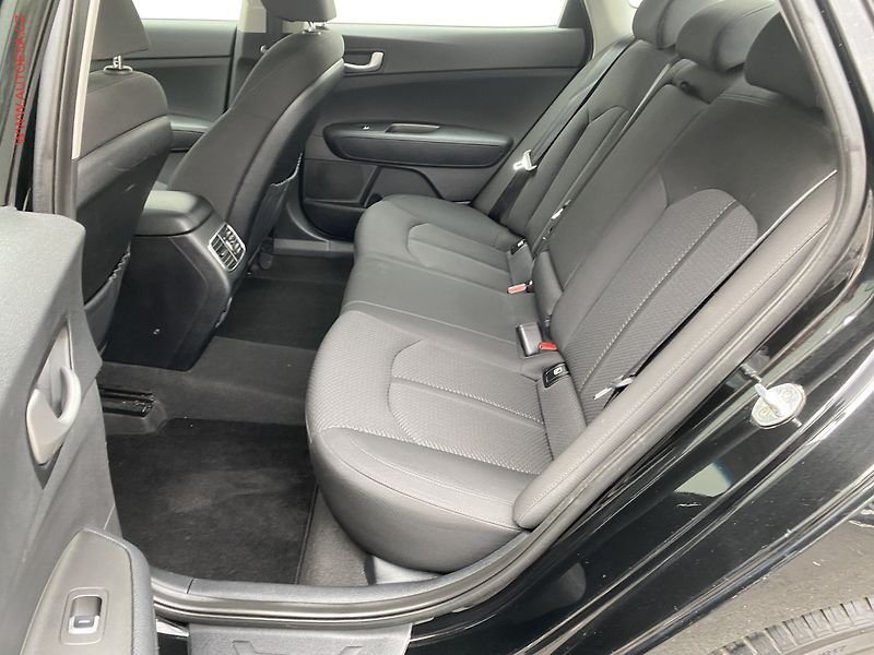 Kia Optima (2016) 1.7 CRDi, ČR, Navi, AC - fotka 10 z 17