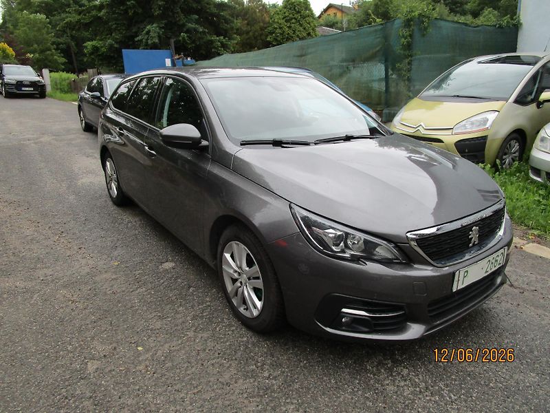 Peugeot 308 (2019) 1,5 HDi SW  - fotka 3 z 30
