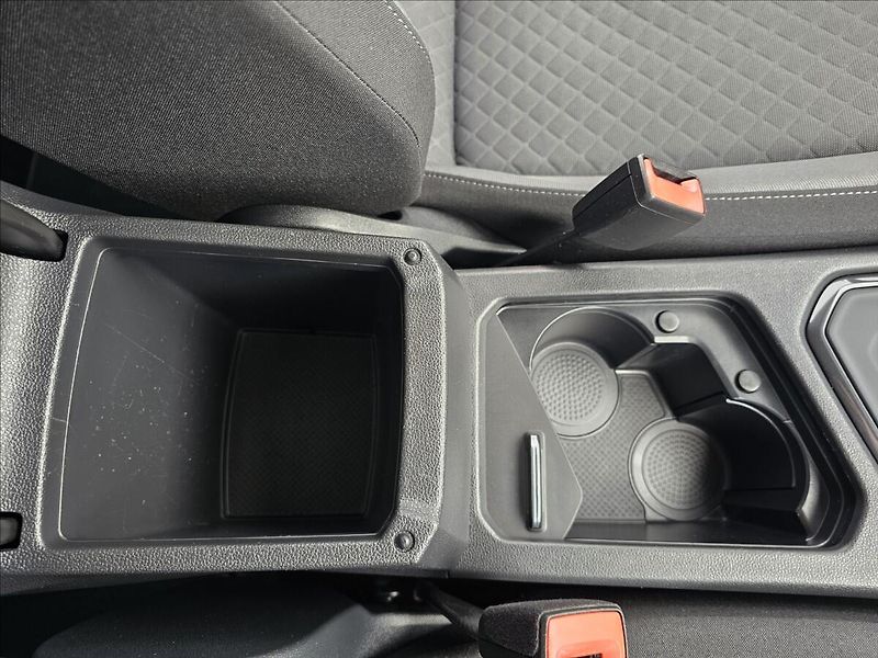 Volkswagen Tiguan 1,4 TSi 110KW COMFORTLINE - fotka 36 z 49