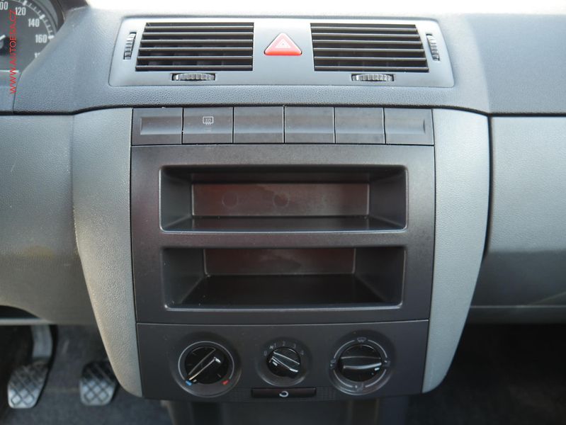 Škoda Fabia (2003) 1.2 HTP, ČR, STK2/28 - fotka 12 z 12