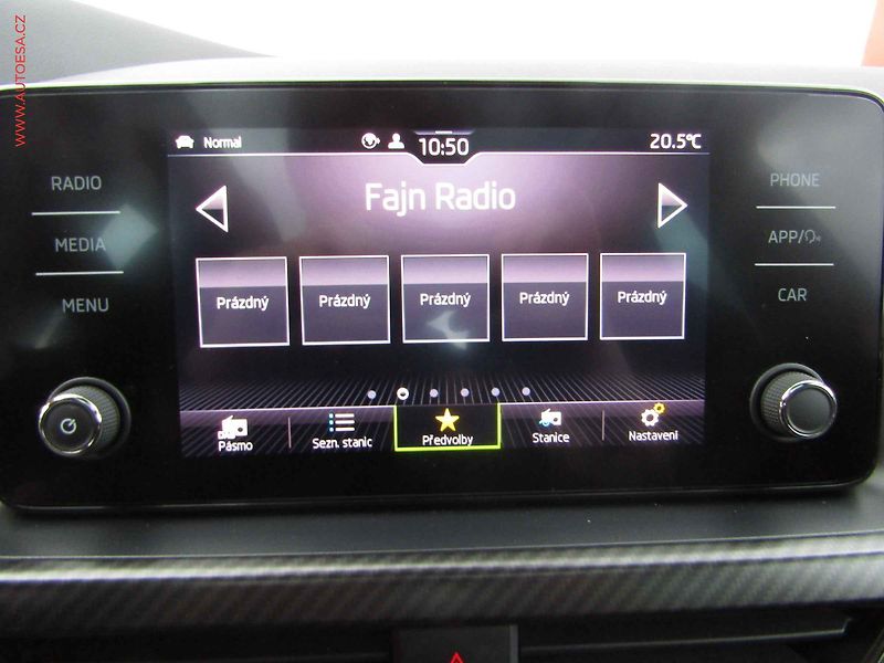Škoda Kamiq (2021) 1.0 TSi, ČR, Monte Carlo - fotka 16 z 21