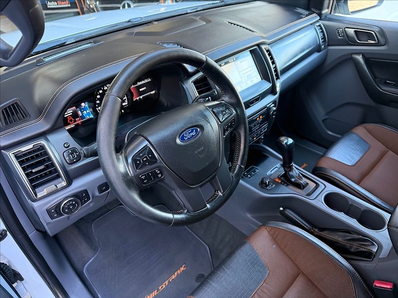 Ford Ranger 3,2 Wildtrak,AT,komplet servis - fotka 9 z 35