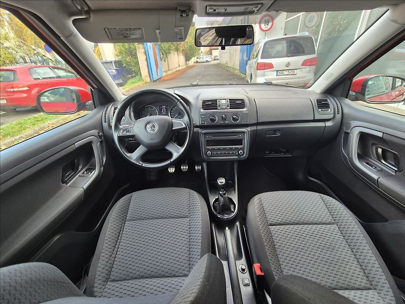 Škoda Fabia 1.2TSi*ALU*2 x SADY PNEU - fotka 11 z 16