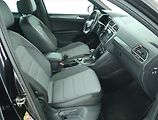 Volkswagen Tiguan (2018) R-Line 2.0 TSI - náhled 9