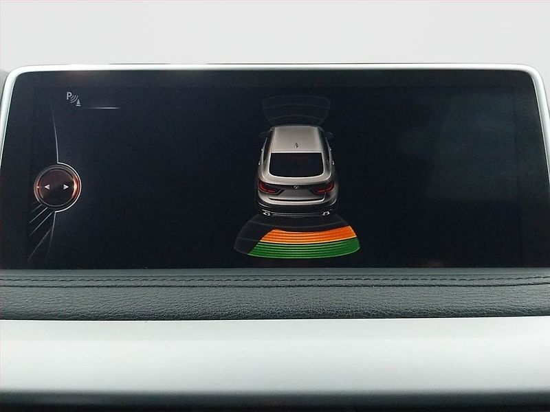BMW X6 (2015) xDrive30d, 4X4, Automat - fotka 23 z 23