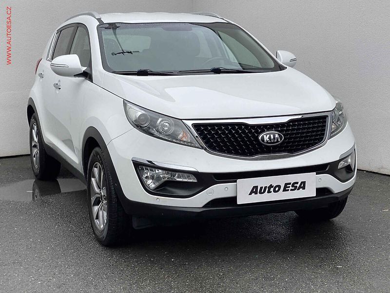 Kia Sportage (2015) 1.6 GDi, AC, TZ, navi - fotografie inzerátu