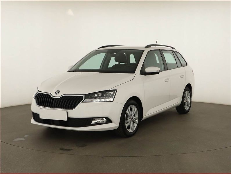 Škoda Fabia (2021) Style 1.0 TSI, ČR,1.maj - fotka 2 z 14