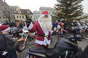 Štědrodenní motorkářská vyjížďka se srazem na Karlově náměstí v Kolíně.