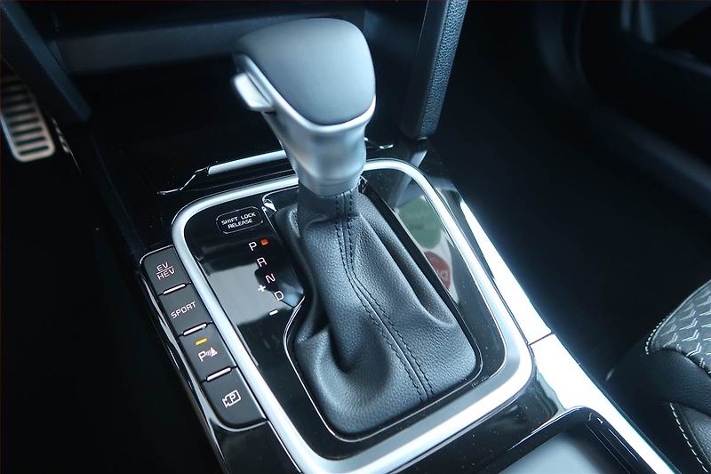 Kia XCeed (2025) Plug-in-Hybrid, DPH, Navigace - fotka 13 z 25