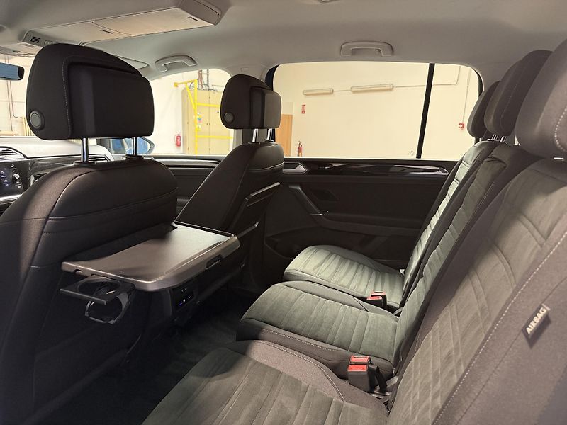 Volkswagen Touran 2.0 TDI BMT Highline DSG - fotka 10 z 12
