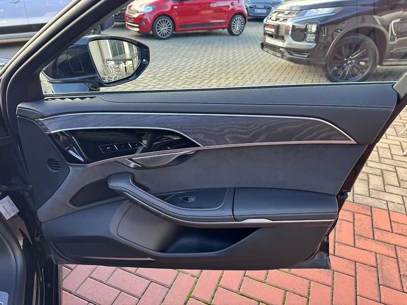 Audi A8 (2022) 55TSFi Martix Vzduch B&O - fotka 20 z 49