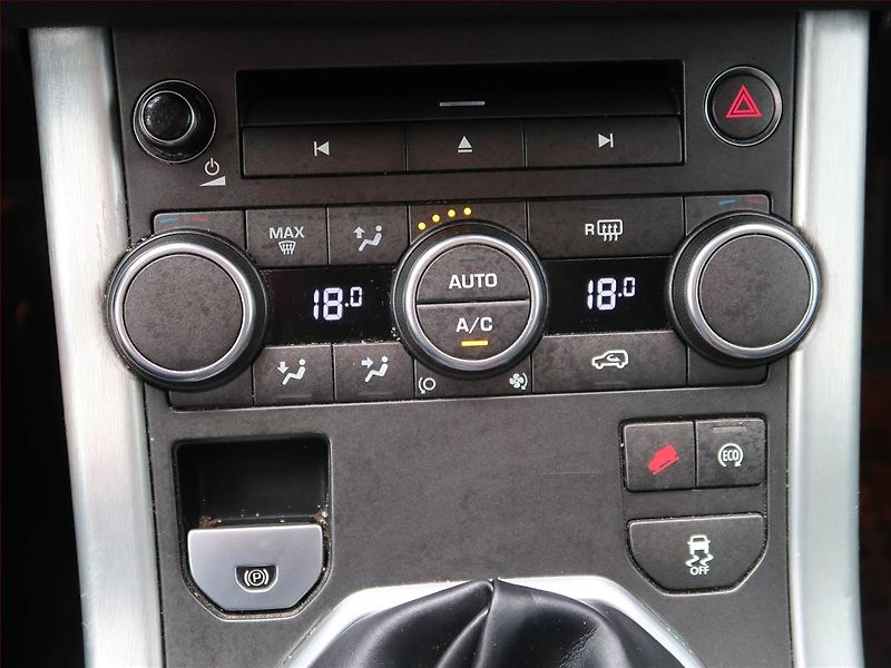 Land Rover Range Rover Evoque (2014) eD4, 4X4, Serv.kniha, Xenony - fotka 16 z 17