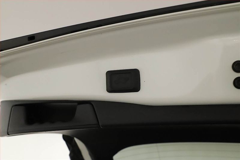 Toyota RAV4 (2021) Comfort 2.5 Hybrid - fotka 16 z 18