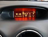 Peugeot 308 (2012) 1.6 HDi, nová STK, slušný stav - náhled 12