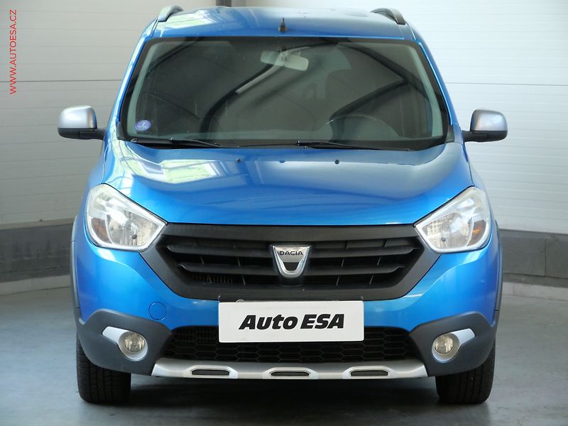 Dacia Lodgy (2016) 1.2 TCe, ČR, Stepway, AC - fotka 2 z 18