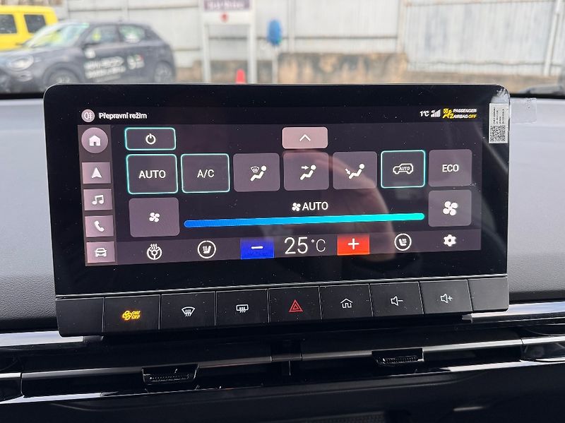 MG MG4 (2025) Electric Exclusive (64 kWh) - fotka 20 z 34