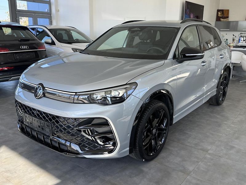 Volkswagen Tiguan (2024) 2,0TSI R DSG 4M TAŽNÉ LED ACC - fotka 3 z 43