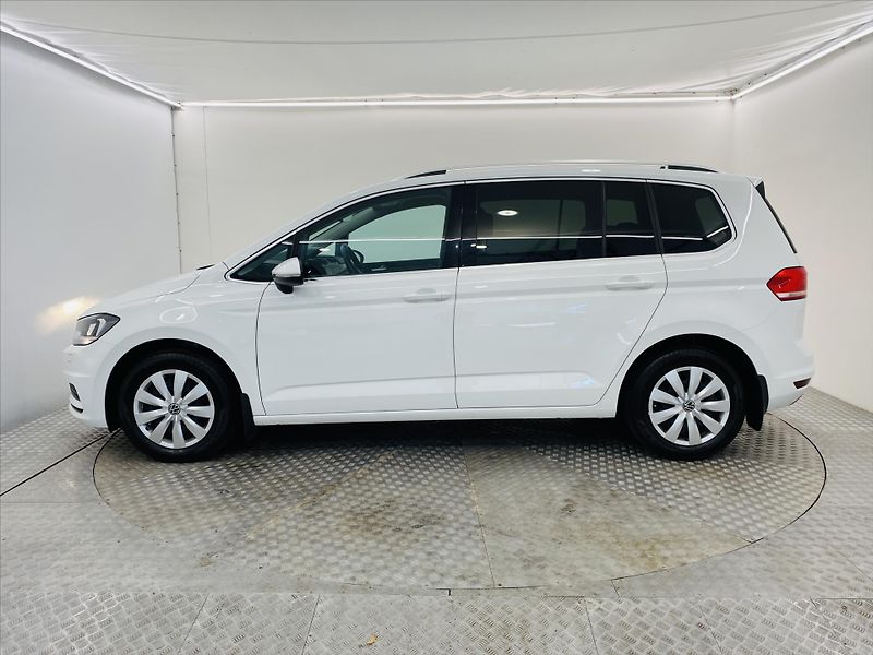 Volkswagen Touran 1,5 TSI 110 kW Comfortline - fotka 3 z 26